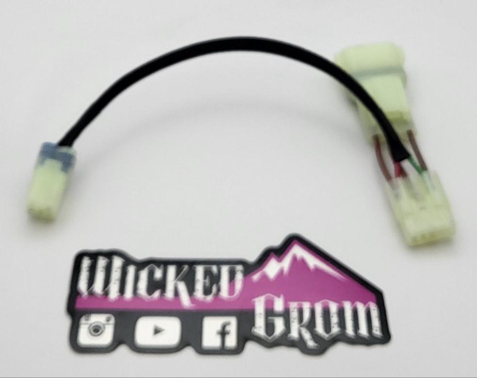 [BFS] Aracer AF1 Switched Power Adapter