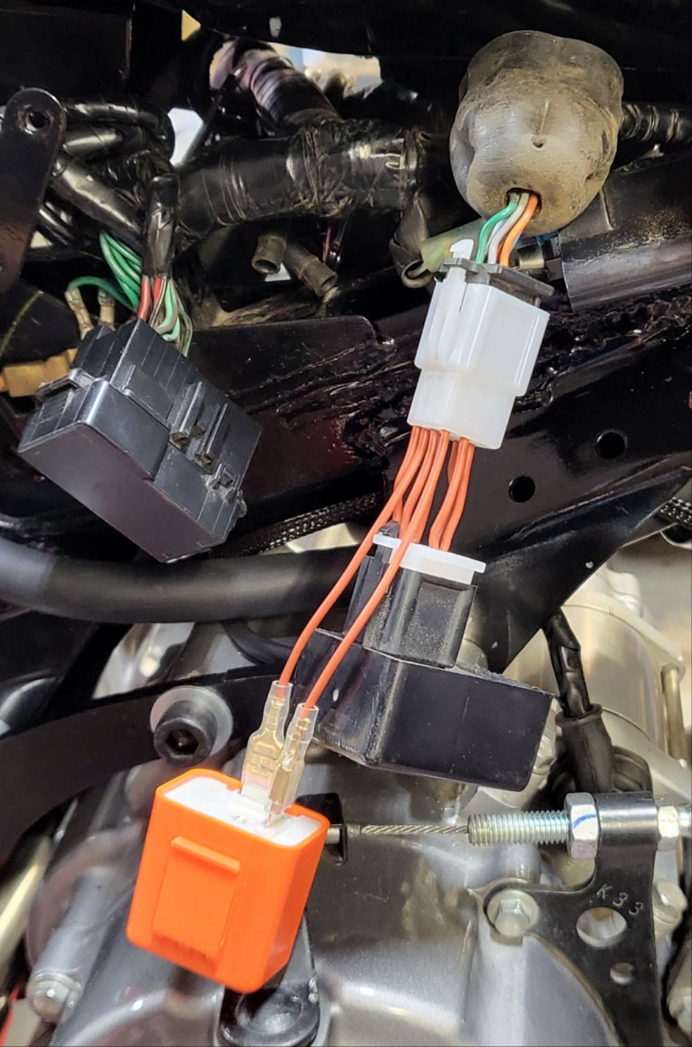 CBR LED TurnSignal Relay Adapter